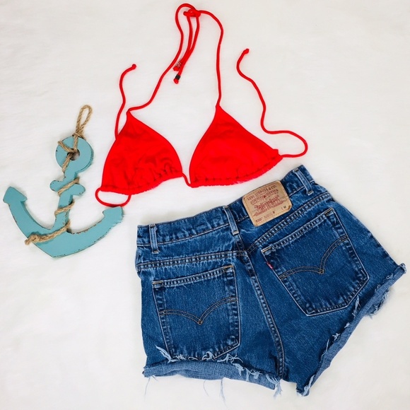 Vintage Levis 550 High Waist Mom Cutoff Shorts - Picture 2 of 5